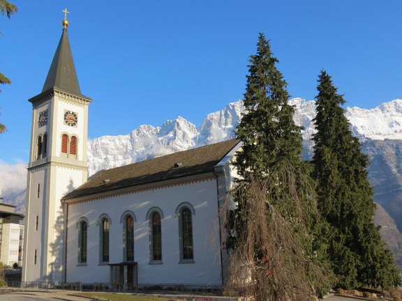 Kirche_Quarten.jpg  
